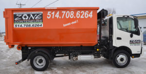 Camion de Zone Conteneur Inc à Mirabel - Zone Conteneur Inc. Montréal